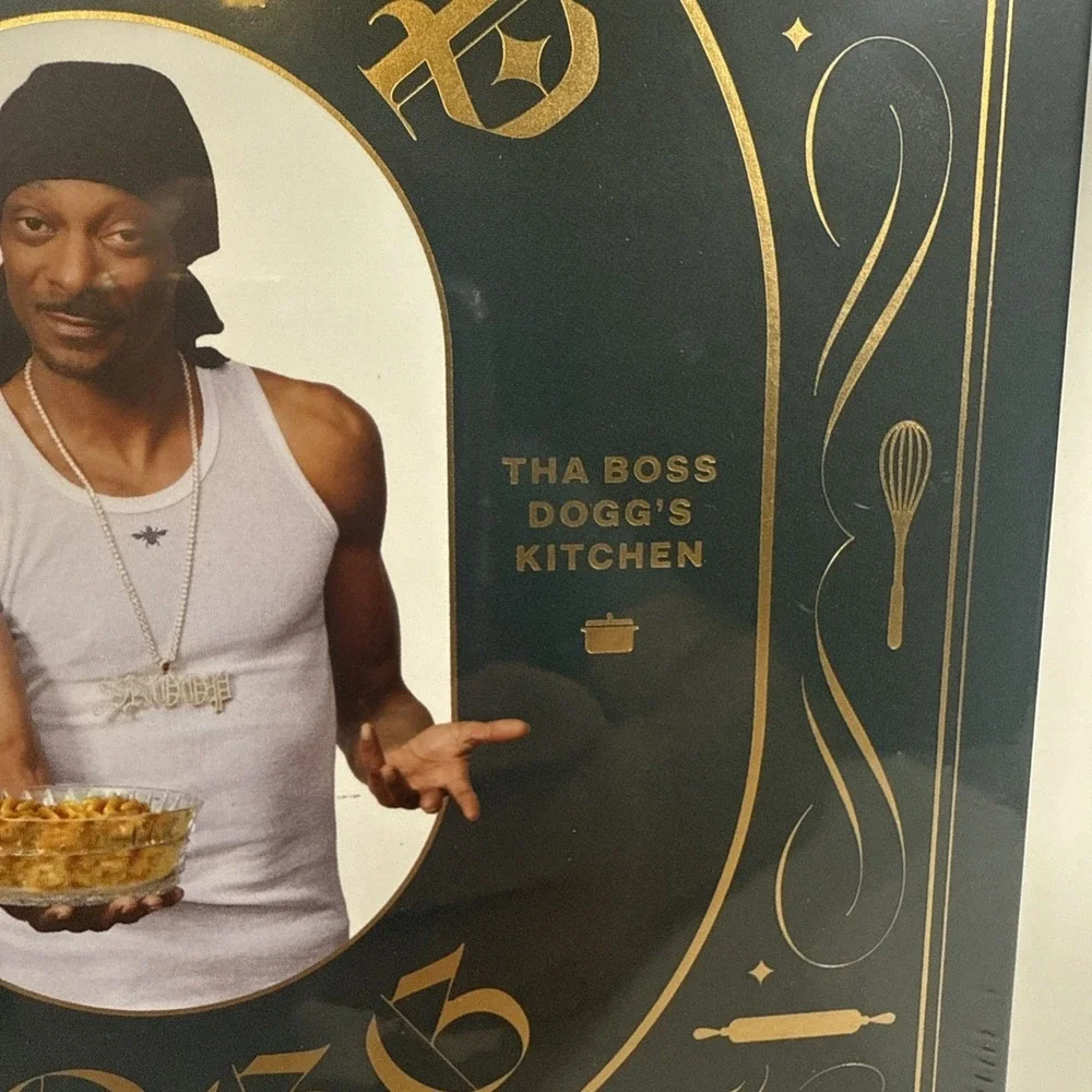 Snoop Dogg From Crook to Cook Cookbook Adult OS Black Gold Platinum Recipes New